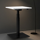 Стол с регулировкой высоты электрический LuxAlto на одной опоре черный/белый ЛДСП 60х60